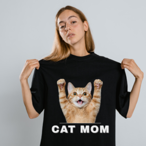 cat mom – women’s oversized t shirt