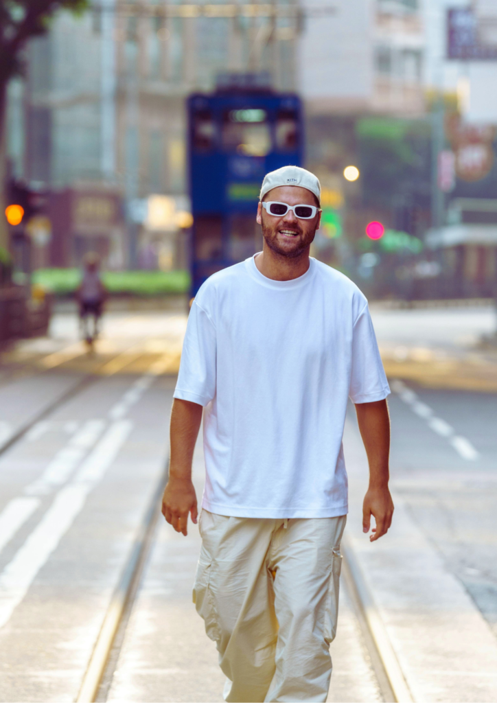 white blue photocentric minimalist photography model simple media kit (3)