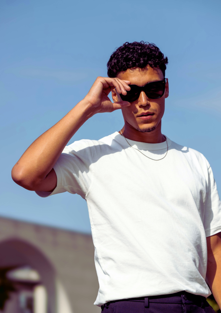 white blue photocentric minimalist photography model simple media kit